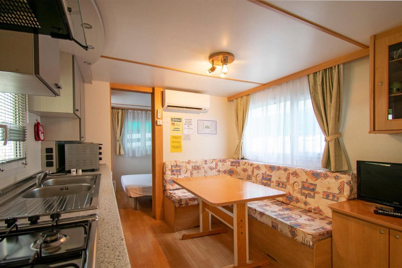 Camping Parco Vacanza Partaccia 2 Marina di Massa Bagian luar foto