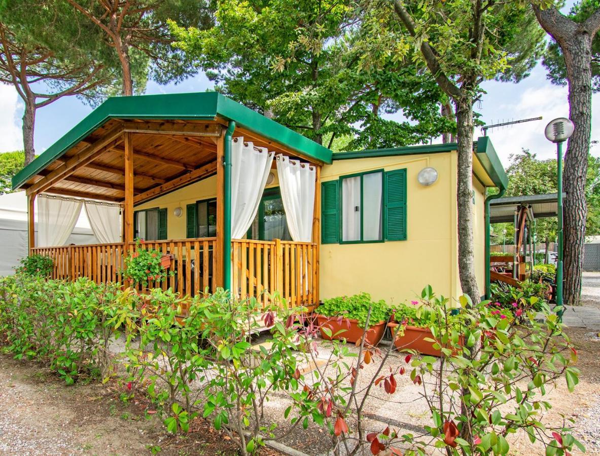 Camping Parco Vacanza Partaccia 2 Marina di Massa Bagian luar foto