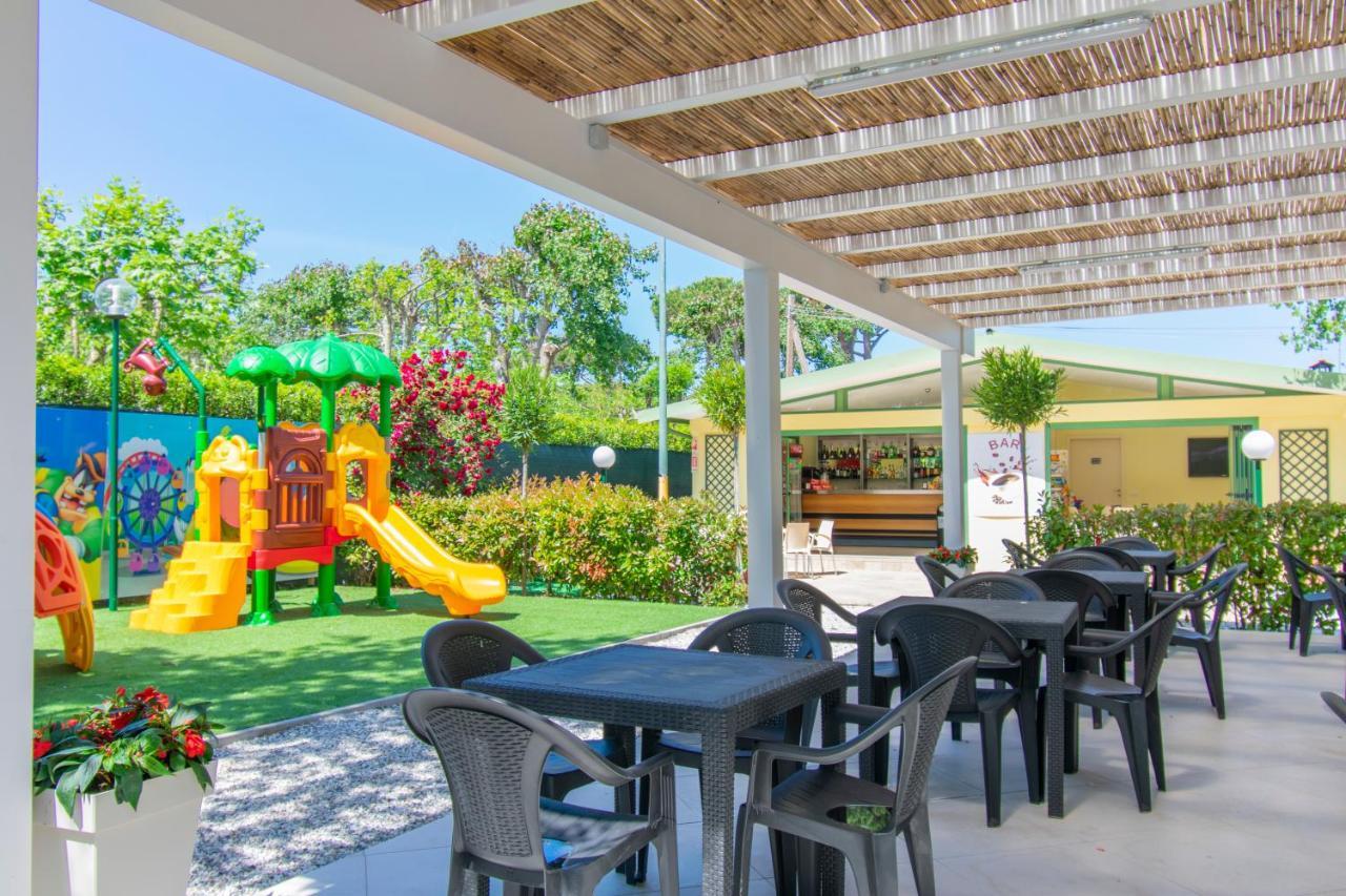 Camping Parco Vacanza Partaccia 2 Marina di Massa Bagian luar foto