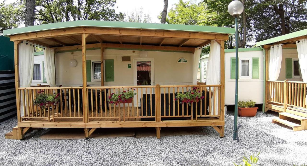 Camping Parco Vacanza Partaccia 2 Marina di Massa Bagian luar foto